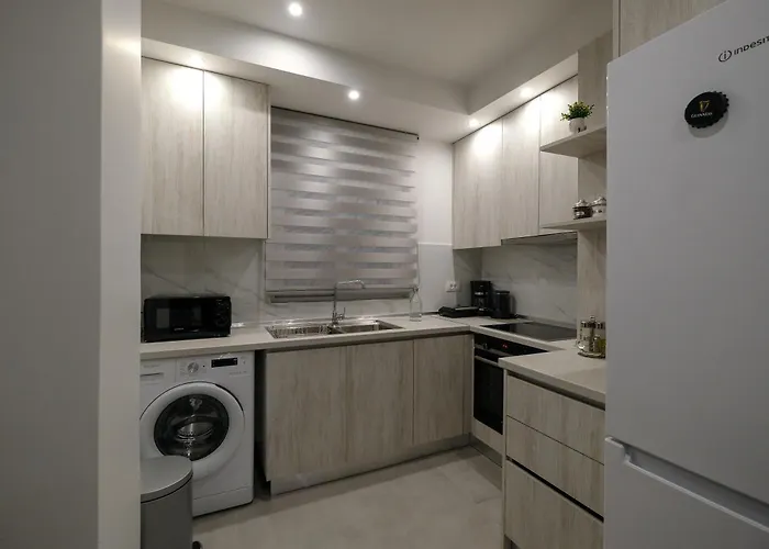 Rhodes Retreat: Modern Comfort In Serene Luxury Apartment Rhodes City