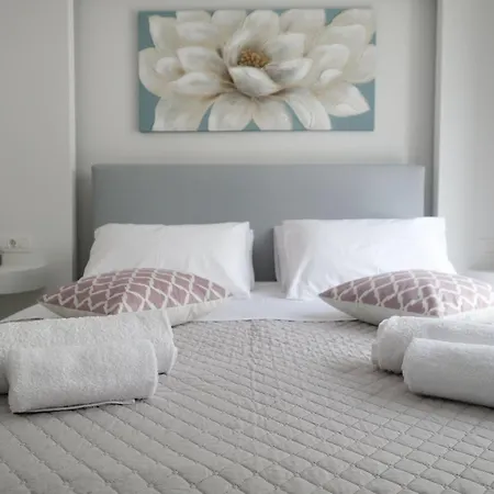 Rhodes Retreat: Modern Comfort In Serene Luxury *