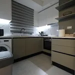 דירה Rhodes Retreat: Modern Comfort In Serene Luxury