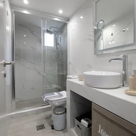 Rhodes Retreat: Modern Comfort In Serene Luxury Apartmán Rhodes City