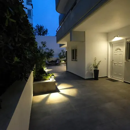 Rhodes Retreat: Modern Comfort In Serene Luxury Apartmán
