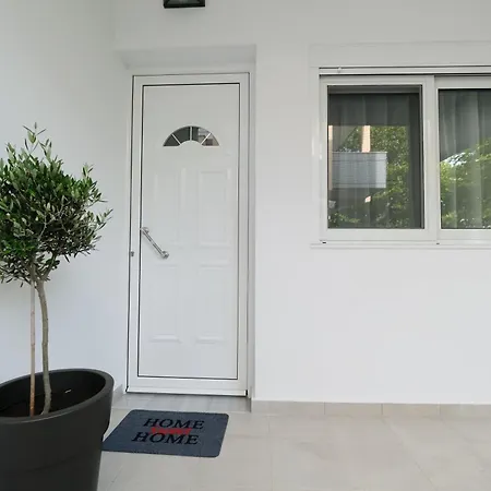 Rhodes Retreat: Modern Comfort In Serene Luxury 아파트 Rhodes City