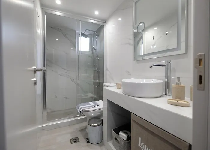 Rhodes Retreat: Modern Comfort In Serene Luxury Apartmán Rhodes City