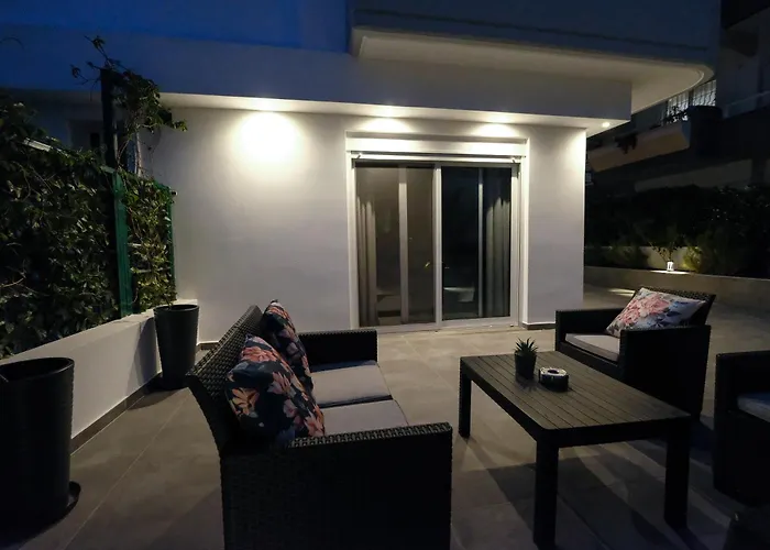 アパート Rhodes Retreat: Modern Comfort In Serene Luxury Rhodes City
