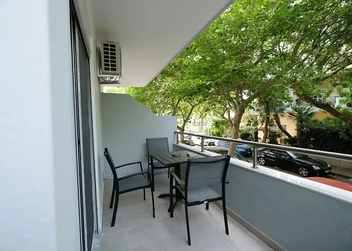 Rhodes Retreat: Modern Comfort In Serene Luxury * Rhodes City