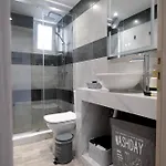 Rhodes Retreat: Modern Comfort In Serene Luxury *