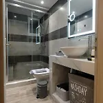 Rhodes Retreat: Modern Comfort In Serene Luxury Lejlighed Rhodes City