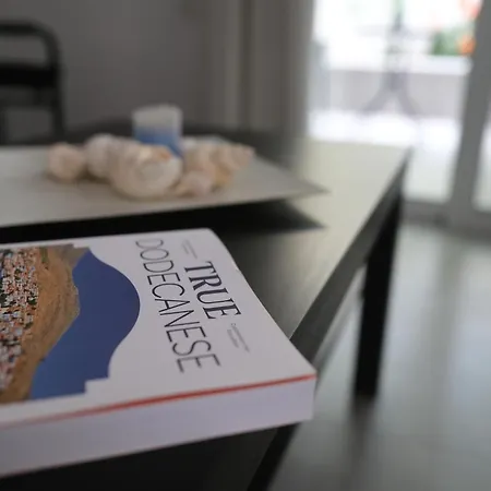 Daire Rhodes Retreat: Modern Comfort In Serene Luxury