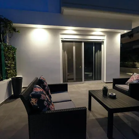 Daire Rhodes Retreat: Modern Comfort In Serene Luxury Rhodes City