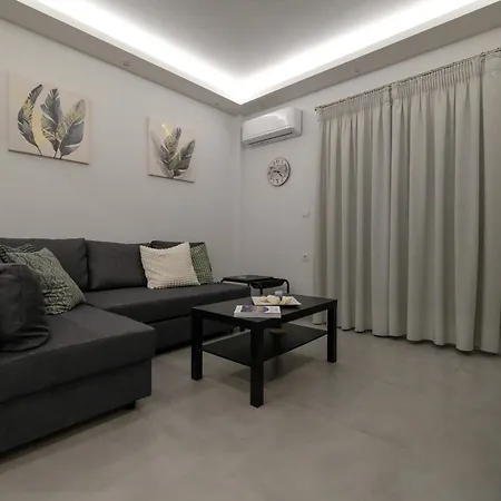 Rhodes Retreat: Modern Comfort In Serene Luxury Rhodes City